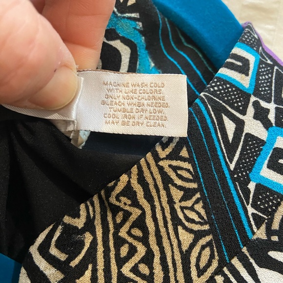 Chico's Women's Multiple Print/Color Open Front Jacket, Long Sleeves Size 1 - Picture 10 of 11